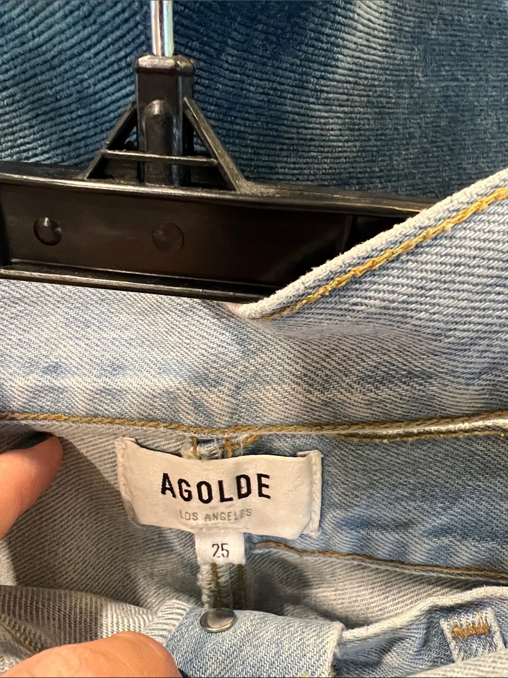 AGOLDE Light Wash High-Rise Denim Shorts - Picture 3 of 5